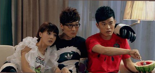 娱乐吃瓜君直播翻车全记录:从明星模仿到自我救赎的时间线回顾